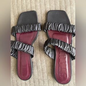 STAUD Maya ruched flat sandals in size 40, US10.